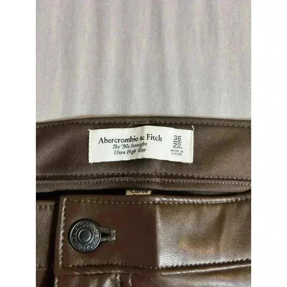 Abercrombie Womens The 90s Straight Ultra High Rise Vegan Leather Pants 36/22 L - Picture 5 of 6